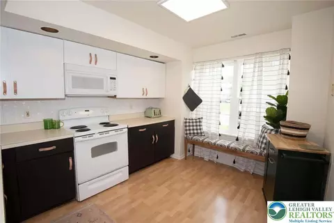 124 Founders Ct, Bethlehem, PA 18020 photo 5