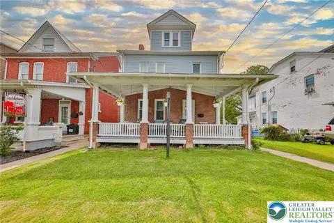 533 Walnut St, Catasauqua, PA 18032