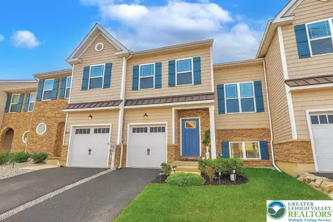 3972 Mink Rd, Emmaus, PA 18049