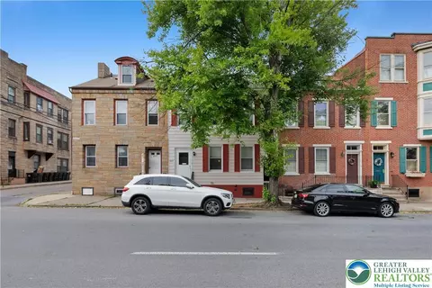 435 W Walnut St, Allentown, PA 18102