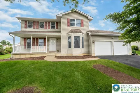 234 Venetian Dr, Forks Twp, PA 18040