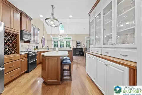 Kitchen - 4741 Pinehurst Cir, Bethlehem, PA 18015 photo 1 of 3