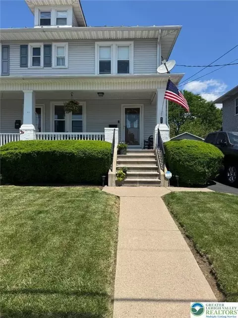 421 Bank St, Nazareth, PA 18064