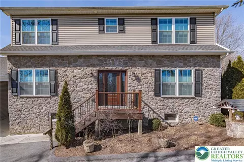 3330 E Columbia St, Stiles, PA 18052