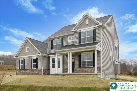 3024 Finland Rd, Pennsburg, PA 18073