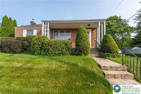 1810 W Cedar St, Allentown, PA 18104
