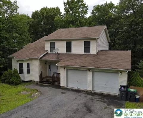 133 Summerton Cir, East Stroudsburg, PA 18301