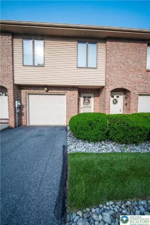 443 Vera Cir #K, Bethlehem, PA 18017