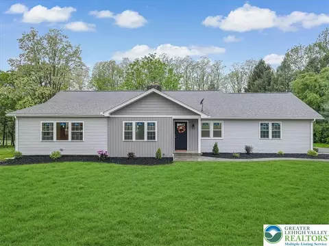 5653 Sullivan Trl, Easton, PA 18040
