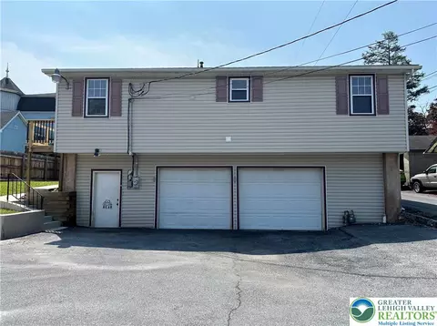 215 E Church St #REAR, Slatington, PA 18080