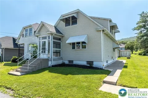 2104 Schwab Ave, Bethlehem, PA 18015