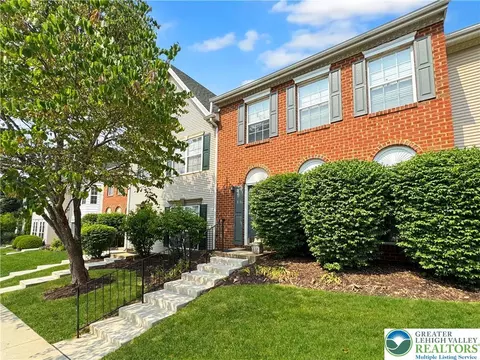 1951 Delancey St, Hellertown, PA 18055