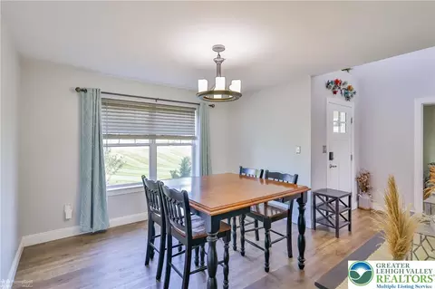 217 E Dell Rd, Bath, PA 18014 photo 20