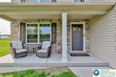 217 E Dell Rd, Bath, PA 18014 photo 7
