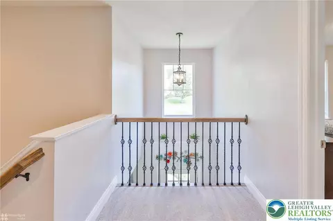 217 E Dell Rd, Bath, PA 18014 photo 25