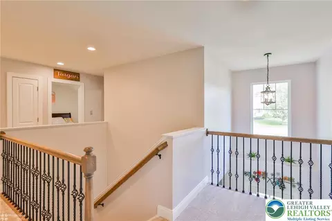 217 E Dell Rd, Bath, PA 18014 photo 26