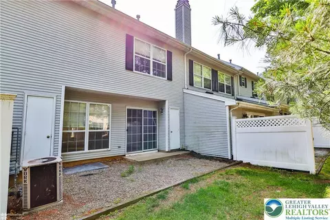1942 Pine Ct, Hellertown, PA 18055 photo 52