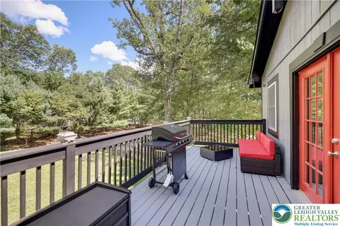 Exterior - 6114 Decker Rd, Saw Creek, PA 18324 photo 3 of 15