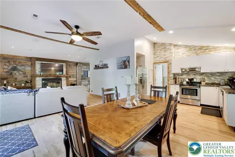 Dining - 6114 Decker Rd, Saw Creek, PA 18324 photo 3 of 4