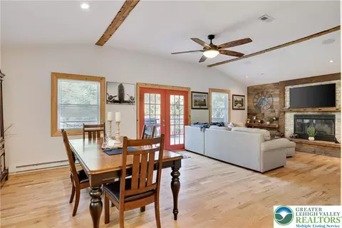 Dining - 6114 Decker Rd, Saw Creek, PA 18324 photo 4 of 4