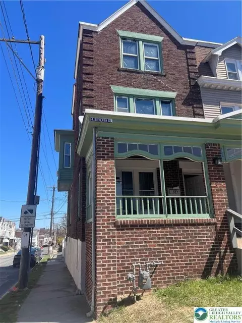 927 N 7th St, Allentown, PA 18102