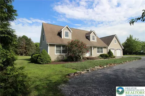 472 Bauer Rd, Bath, PA 18014