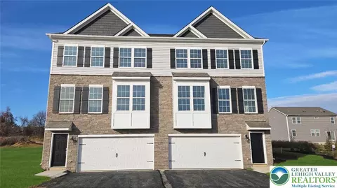 237 Winding Rd, Forks Twp, PA 18040