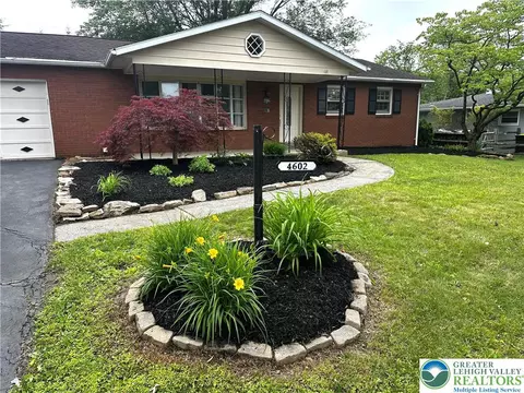 4602 Darby St, Saucon Twp, PA 18034