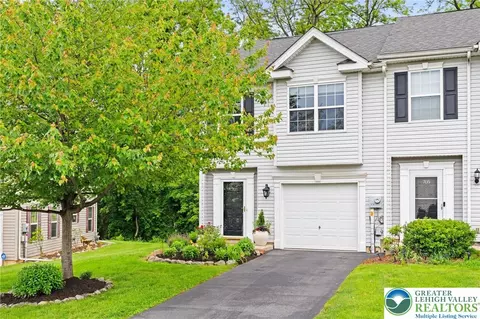 707 Blue Heron Dr, Allentown, PA 18103
