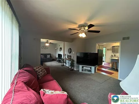 Living - 46 E Oak St, Hazleton, PA 18201 photo 1 of 1