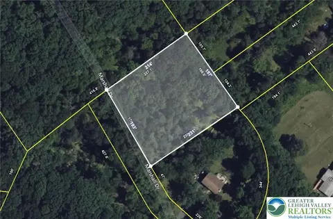 Marshall Drive, Stroudsburg, PA 18360