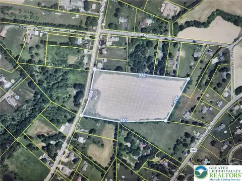 717 Point Phillips Rd, Bath, PA 18014 photo 17