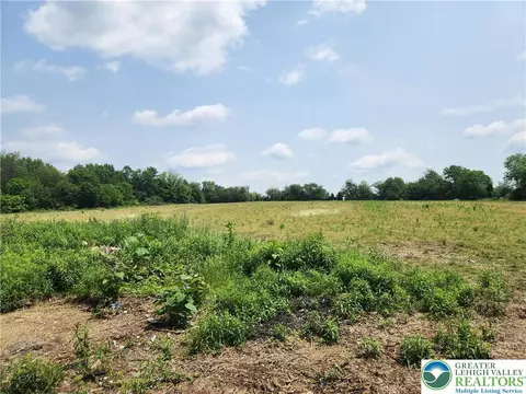 717 Point Phillips Rd, Bath, PA 18014 photo 15
