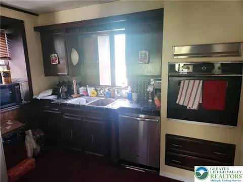 717 Point Phillips Rd, Bath, PA 18014 photo 25