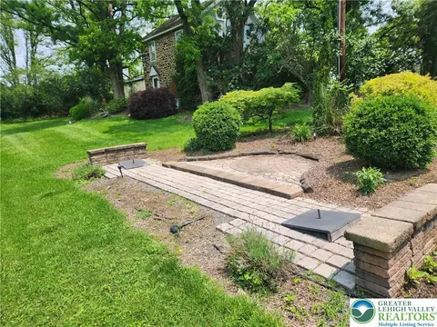 717 Point Phillips Rd, Bath, PA 18014 photo 10