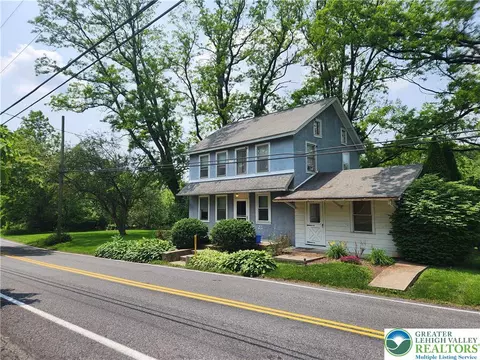 717 Point Phillips Rd, Bath, PA 18014 photo 2