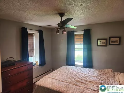 717 Point Phillips Rd, Bath, PA 18014 photo 28
