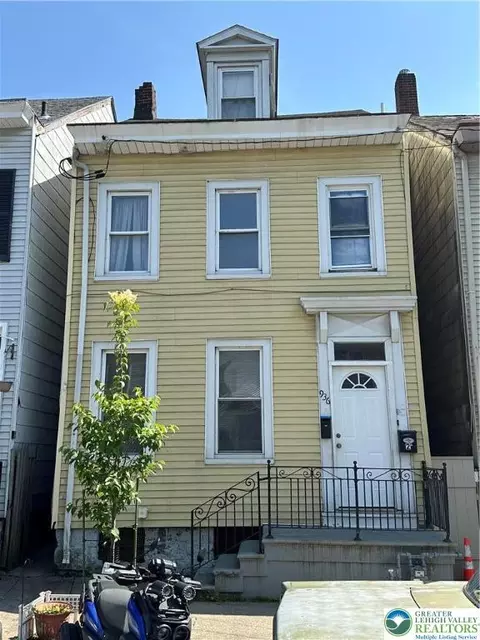 936 Ferry St, Easton, PA 18042