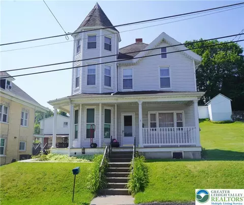 3436 Main St, Slatington, PA 18080