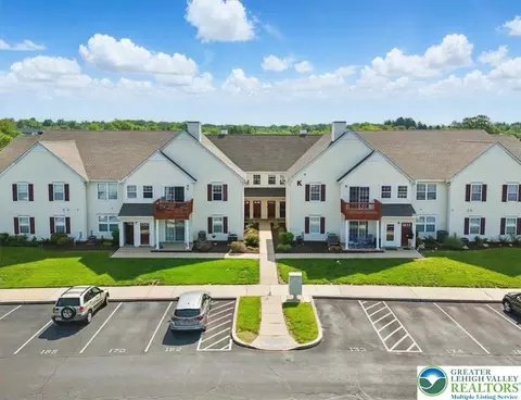 175 Wrangler Ct, Quakertown, PA 18951
