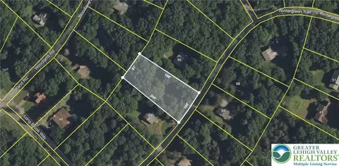 91 Wintergreen Trl, Penn Forest Twp, PA 18210