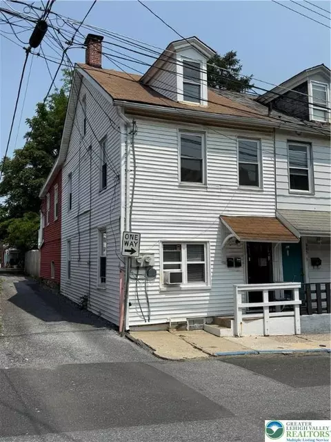 447 Harrison St, Allentown, PA 18103