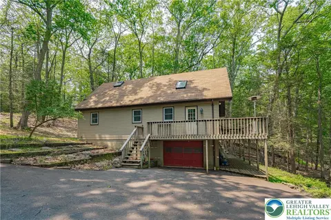 115 Lookout Ct, East Stroudsburg, PA 18302