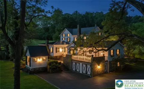 282 Crabapple Ln, East Stroudsburg, PA 18302
