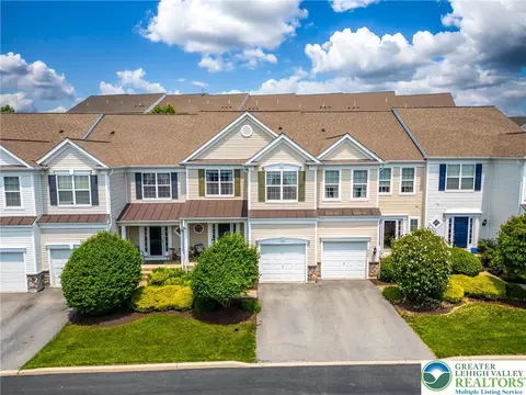 1824 Hemming Way, Orefield, PA 18069