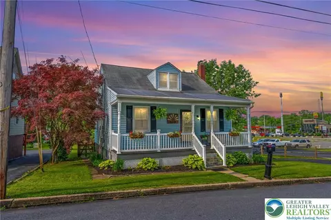 103 A St, Wind Gap, PA 18091