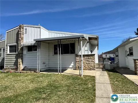 909 Genesee St, Allentown, PA 18103