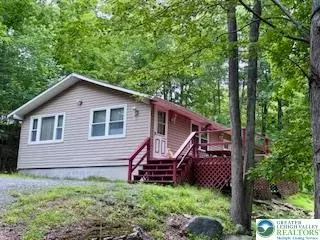 3641 Sequoia Dr, East Stroudsburg, PA 18302