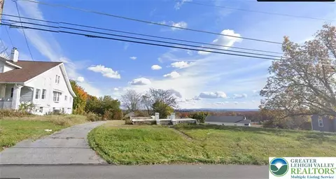 6366 Sullivan Trl, Plainfield Twp, PA 18091