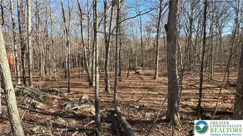 lot282 Saunders Ct, Lehman Twp, PA 18324